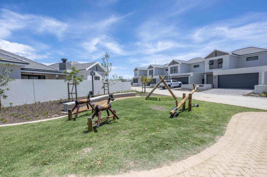 3 Bedroom Property for Sale in Groot Phesantekraal Estate Western Cape